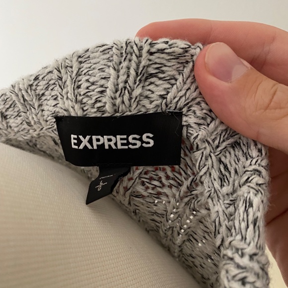 *RARE* EXPRESS Grey Knit Turtle-Neck Sweater SZ L - Picture 4 of 4